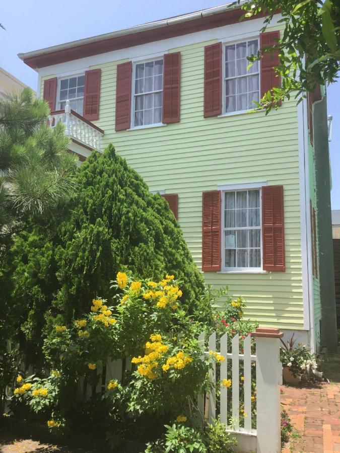 Studio Apartment At Historical House Galveston Luaran gambar